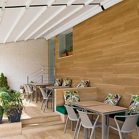 Siskets Hotel